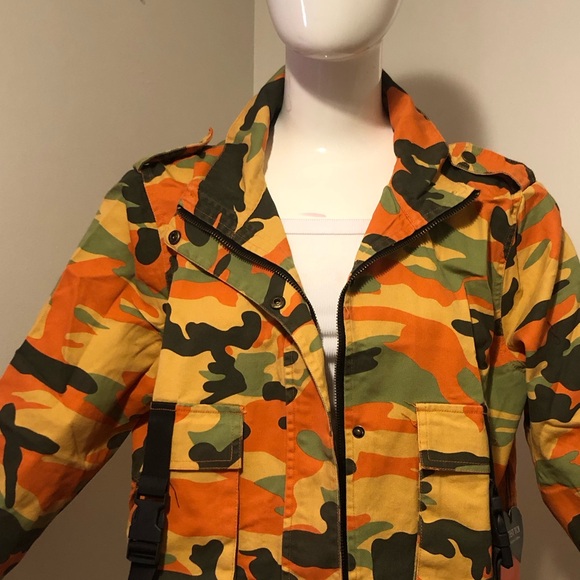 NWT CAMO JACkET - Picture 4 of 10